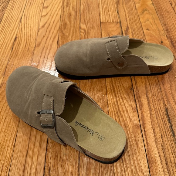 Suede Clogs - Picture 3 of 3